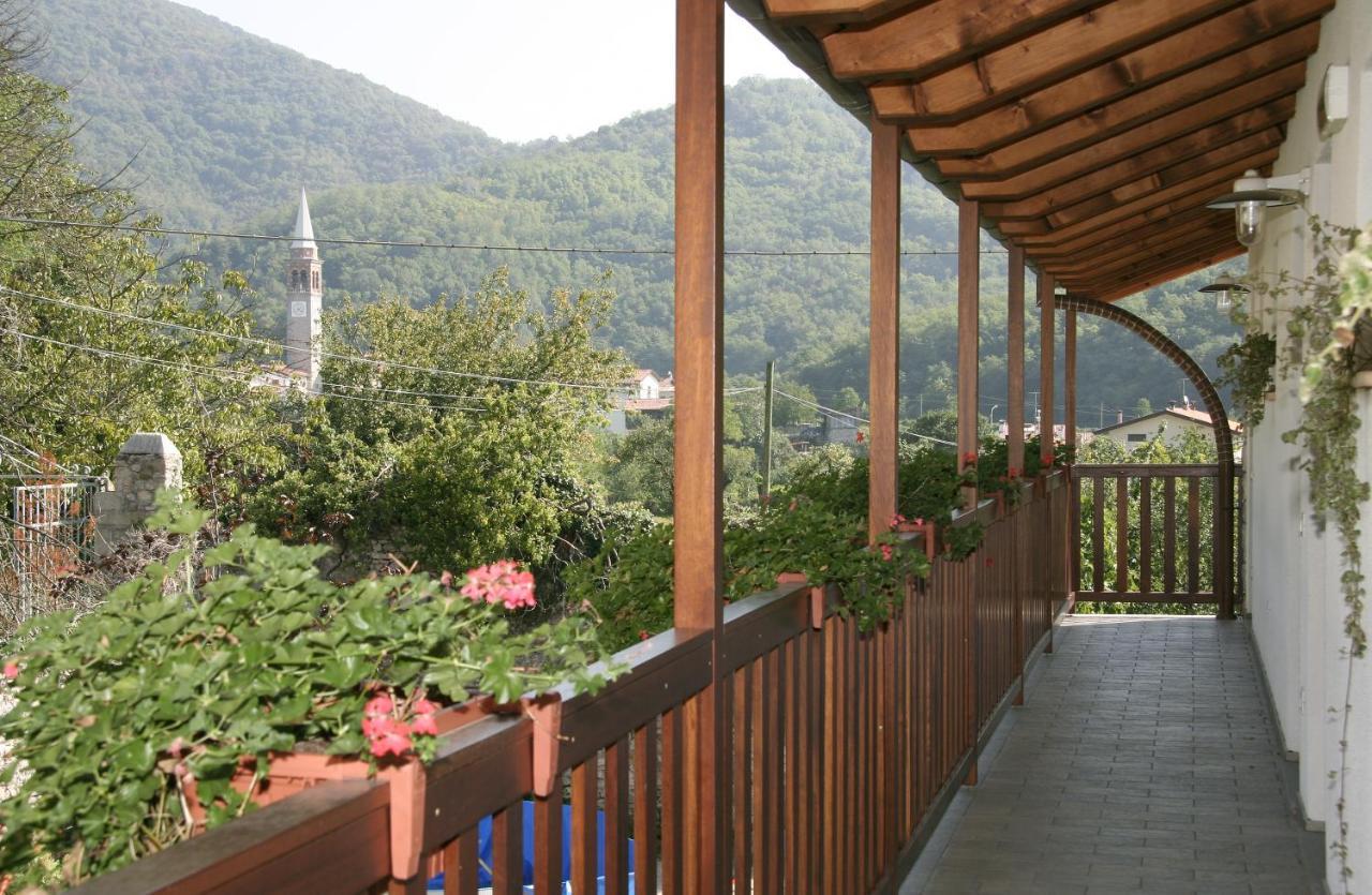 Borgo Di Corte - Alloggio Agrituristico Prestento Екстер'єр фото